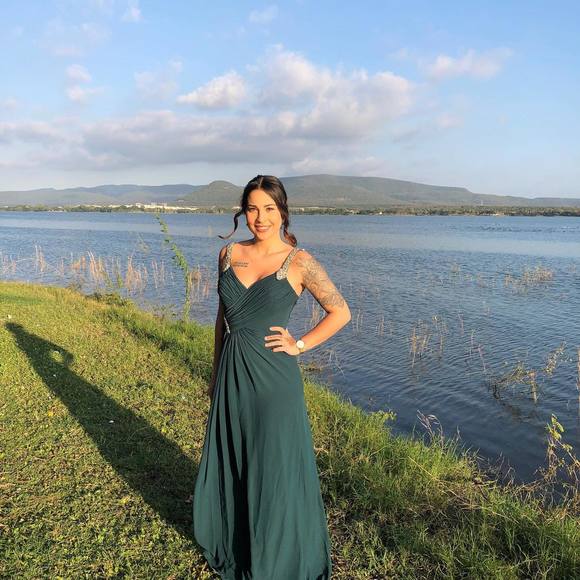 Meet your Posher, İrem - Picture 1 of 1